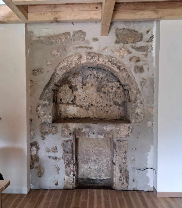  Valérie Bordage okko-peinture-murale okko peintures murales école d' Avignon peintre en décor du patrimoine artisan d'art maîtrise savoir faire Peintre peinture naturelle chambre salle de bain fresque mur murale luxe or décorative décoratif chaux stuc faux marbre faux bois imitation matière trompe l'œil pigment liant patrimoine salon mate brillant satinée finition qualité création rénovation restauration monument historique château demeure villa enduit atelier cours formation stage accompagnement tableau marais poitevin cantal buron artistique artiste couleur harmonie dégradé aplat motifs abstrait illustration photo badigeon eau forte lavis glacis aquarelle huile vernis œuf colle de peau argile sable chaux aérienne chaux hydrolique lait de chaux chaux en pâte chevalet couteau pinceaux brosse rouleaux spatule taloche serer lisser ferrer talocher recette tradition environnement sain savoir-faire art architecte conservation maison église commerce restaurant hôtel école hôpital habitat Corrèze La Rochelle Rochefort Fouras Charentes - Maritimes Lot Lot et Garonne Aveyron chantier projet réhabilitation assurance dégat des eaux  paysage portrait décoration florale technique expertise professionnelle artisan artisane devis professionnel bâtiment ancien charme harmonie  Intérieur extérieur piscine ambiance zen japonaise wabi zabi feng shui tendance aménagement style inspiration esthétique espace coloré camaieu panoramique grisaille bohème chic élégant ocre terra cota ombre naturelle rouge jaune vert vintage cosy chambre parentale écologique économique agence immobilière home staging agencement intérieur texture jungle relooking