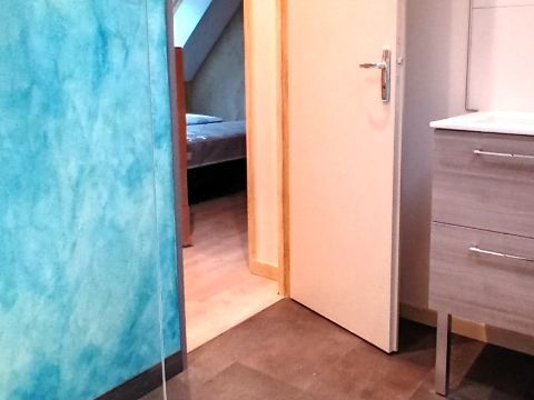 Peinture à effet bleue salle de bain PEINTURE NATURELLE CHAUX PEINTURE DECORATIVE VALERIE BORDAGE